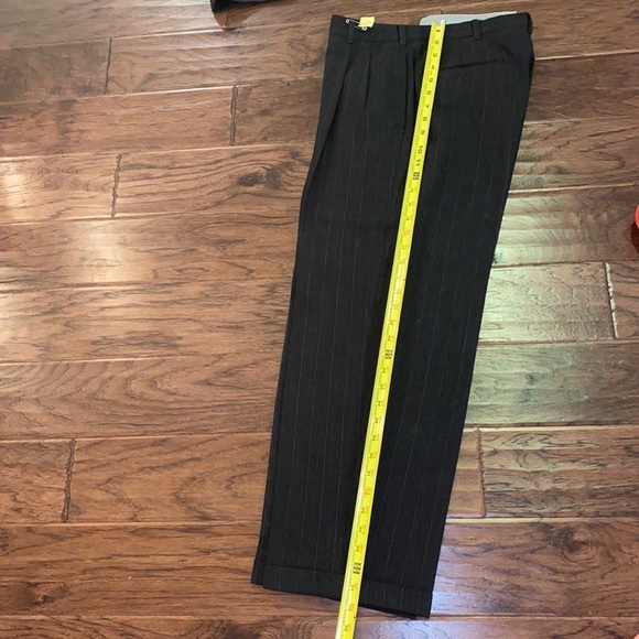 Man in Wool charcoal Gray pinstripe suit mens professional business jacket pants - Picture 16 of 16